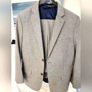 Tommy Hilfiger boys grey suit size 18